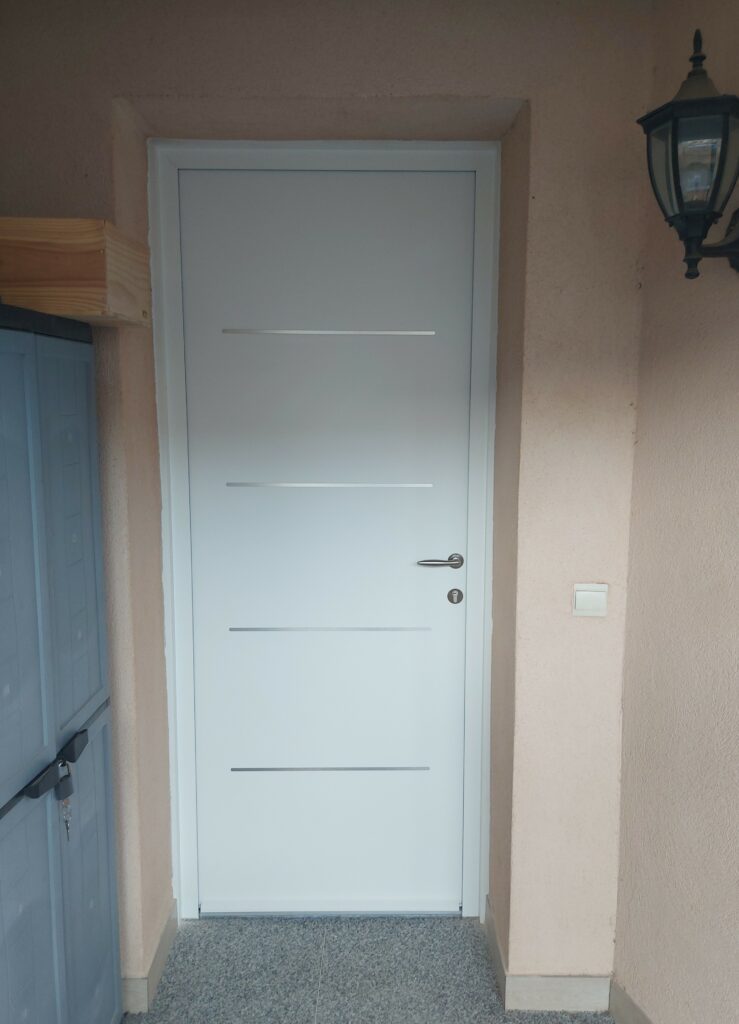 Porte décorative ALU modèle TINO Porte décorative TINO out
